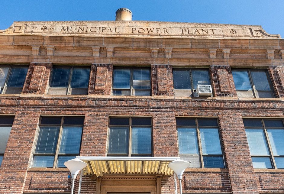 The Hibbing plant allows the small municipal utility to support northeastern Minnesota’s logging industry and also avoid buying electricity from large for-profit companies.